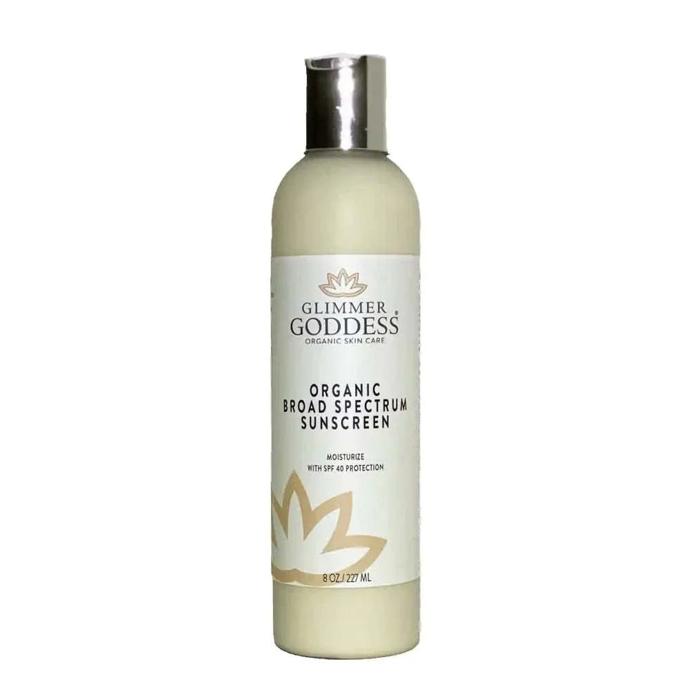 Organic broad spectrum sunscreen lotion bottle with SPF 40+ protection and moisturizing formula